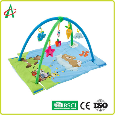 Vouwbare Wasbare Mat 76cm van het Babyspel Multikleur met Leuk Gevuld Stuk speelgoed
