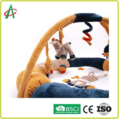 Het AZO Vrije van de de Babygymnastiek van de boastof Speelgoed van het Spelmat with mini plush animal